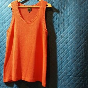 Serena Williams sweater top